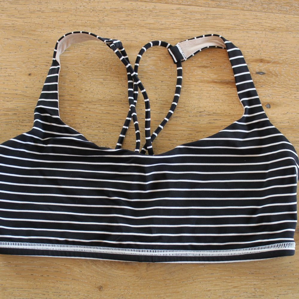EUC Lululemon Free To Be Sports Bra 8